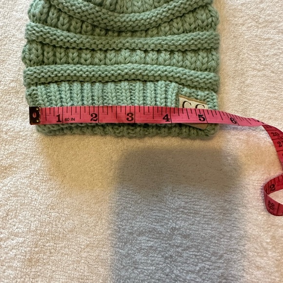 C.C. Baby beanie with pom poms mint green very good condition - Picture 7 of 8